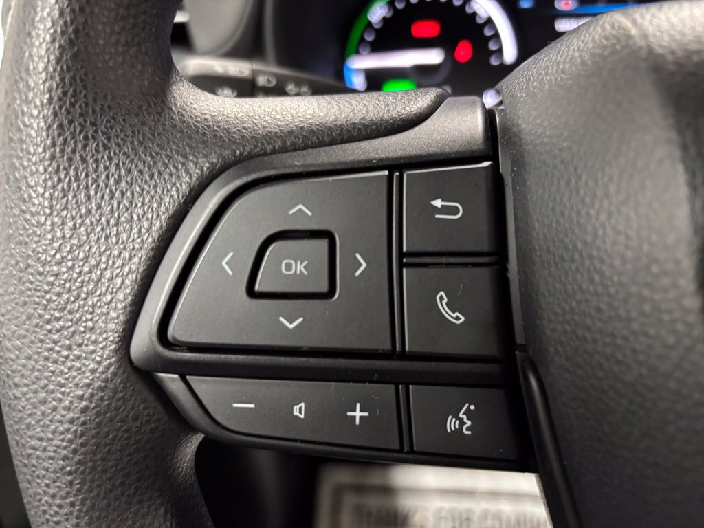 Used 2026 Toyota Sienna LE FWD image 19