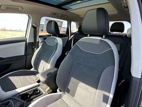 New 2026 Volkswagen Taos SE AWD/4WD image 29