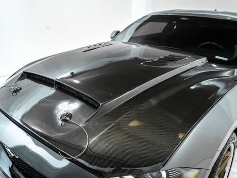 Used 2021 Ford Mustang GT RWD image 16