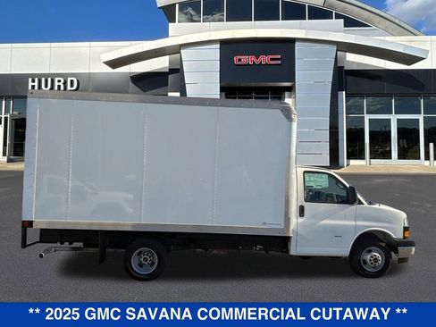 New 2025 GMC Savana 3500 w/ Power Convenience Package RWD image 3