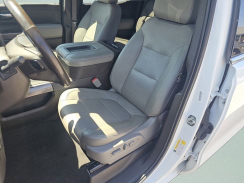 Used 2021 Chevrolet Silverado 1500 LTZ AWD/4WD image 6