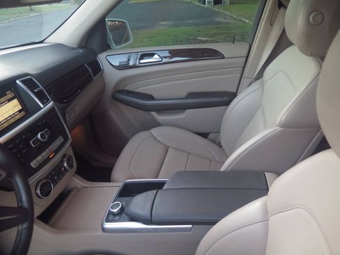 Used 2012 Mercedes-Benz ML 350 4MATIC image 12