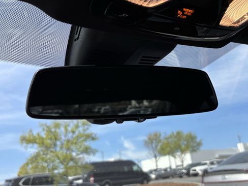 Certified 2023 BMW 330i Sedan w/ Premium Package image 27