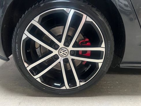 Used 2017 Volkswagen GTI S image 13