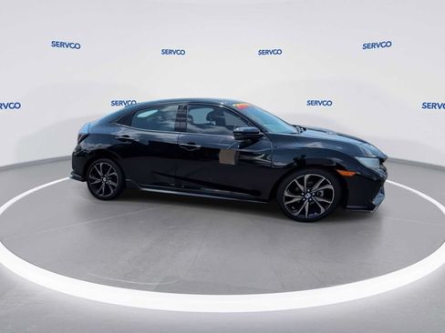 Used 2018 Honda Civic Sport Touring image 9