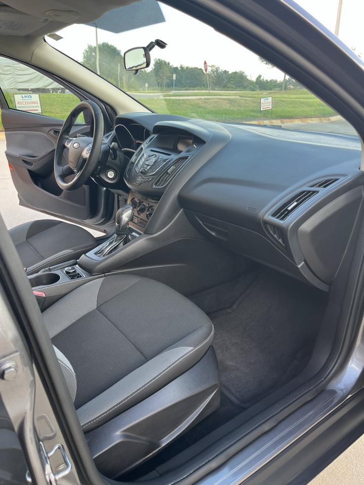 Used 2013 Ford Focus S FWD image 13