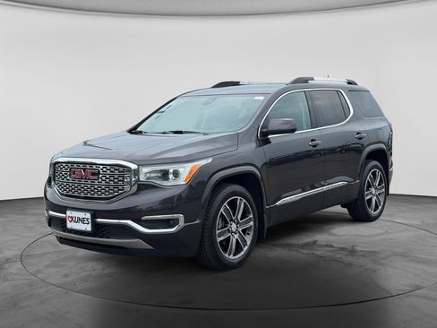 Used 2017 GMC Acadia Denali w/ Technology Package AWD/4WD image 5