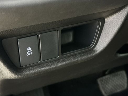 New 2026 Honda HR-V LX image 9