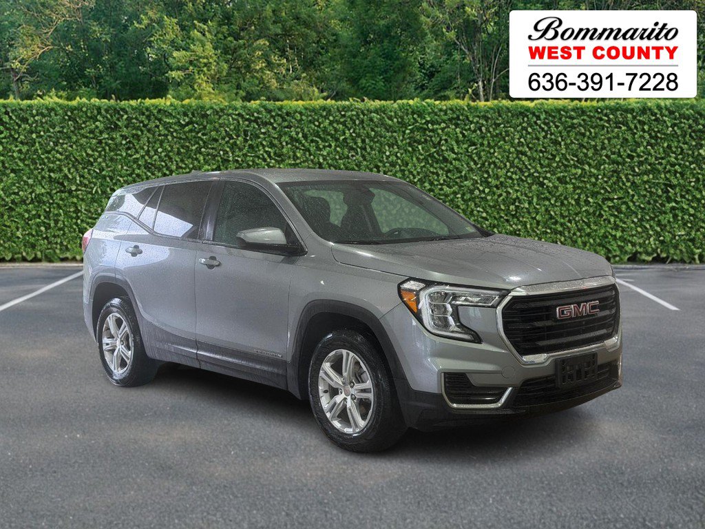 Used 2024 GMC Terrain SLE AWD/4WD image 1