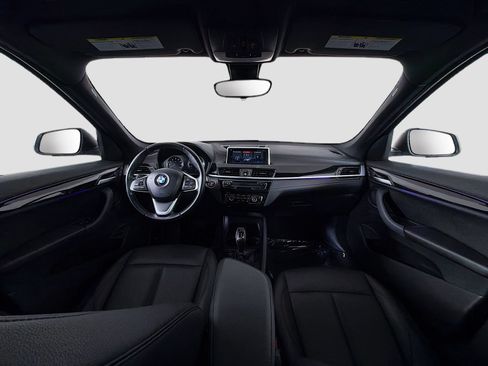 Used 2020 BMW X1 xDrive28i AWD/4WD image 9