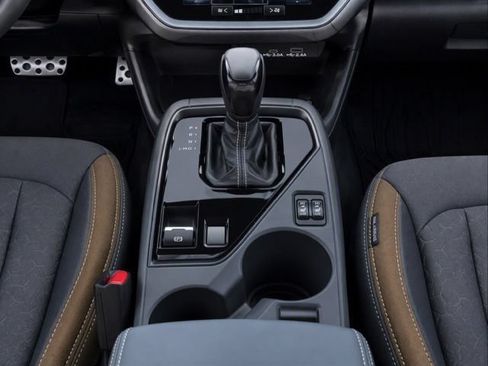 Certified 2025 Subaru Crosstrek 2.5i Sport AWD/4WD image 12