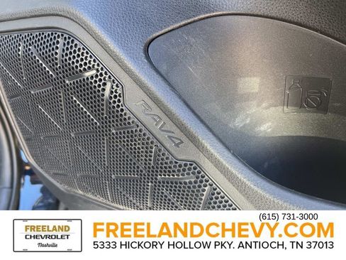 Used 2021 Toyota RAV4 Limited image 25