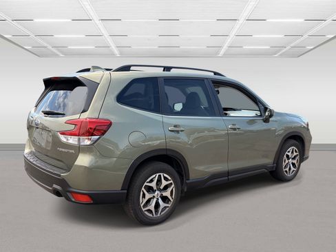 Used 2021 Subaru Forester Premium w/ Popular Package #1 AWD/4WD image 5