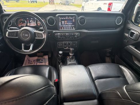 Used 2021 Jeep Gladiator Overland w/ Popular Equipment Package image 17