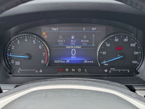 Used 2023 Ford Explorer XLT AWD/4WD image 19