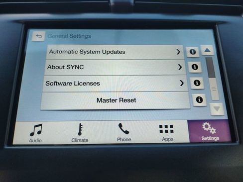 Used 2018 Ford Fusion SE image 76