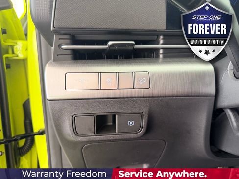 Used 2024 Hyundai Kona SEL FWD image 18