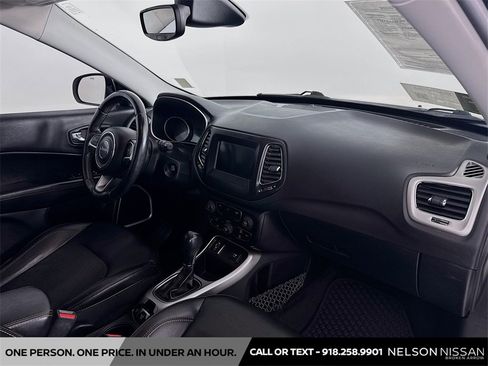 Used 2018 Jeep Compass Latitude w/ Popular Equipment Group image 26