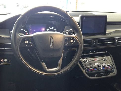 Used 2022 Lincoln Corsair AWD w/ Premium Package image 20