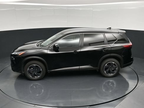 Used 2024 Nissan Rogue SV AWD/4WD image 40