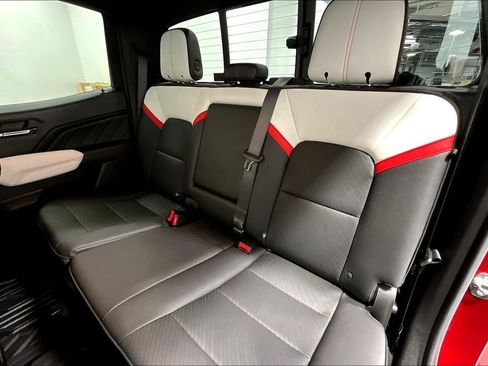 Used 2023 GMC Canyon AT4X image 35