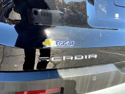 Used 2022 GMC Acadia SLE image 30