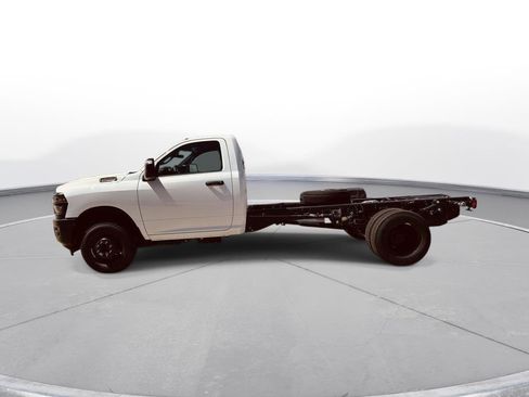 New 2025 RAM 3500 Tradesman image 25