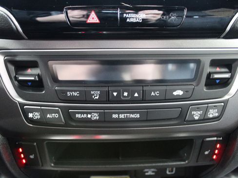 Certified 2023 Honda Passport EX-L image 30