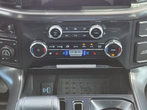Used 2024 Ford F150 Lariat AWD/4WD image 16
