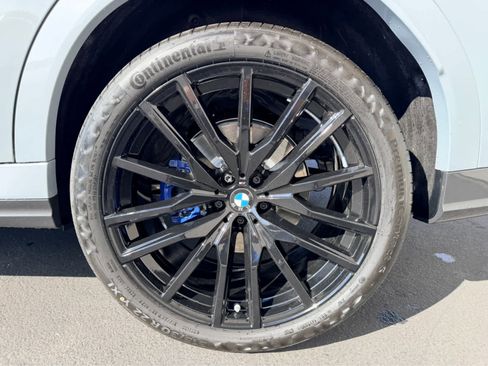 New 2026 BMW X6 xDrive40i image 11