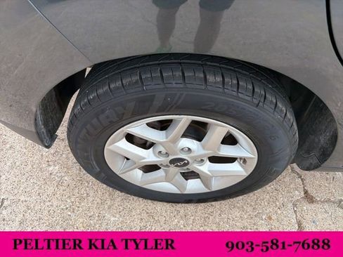 Certified 2024 Kia Soul LX w/ Option Group 015 image 11