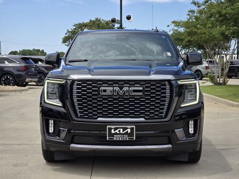 Used 2023 GMC Yukon Denali Ultimate AWD/4WD image 11