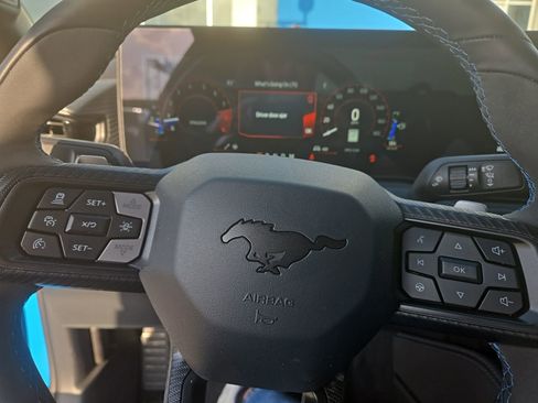 Used 2025 Ford Mustang Dark Horse image 15