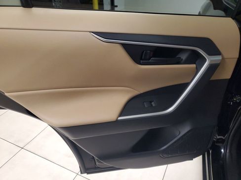 Used 2025 Toyota RAV4 LE FWD image 13