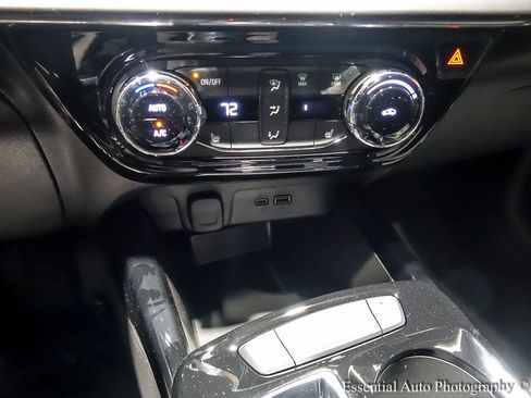 New 2026 Chevrolet Trax ACTIV w/ Driver Confidence Package FWD image 17