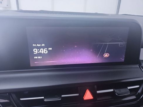 Used 2024 Kia Seltos S AWD/4WD image 16