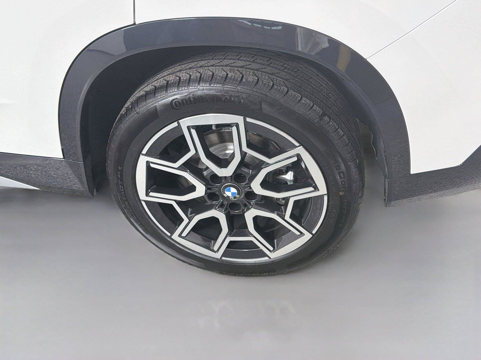 New 2026 BMW X1 xDrive28i w/ Convenience Package AWD/4WD image 31