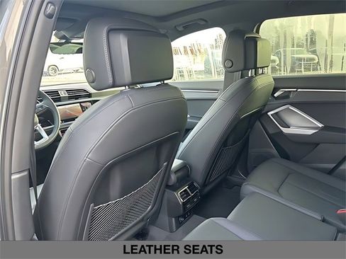 Used 2025 Audi Q3 2.0T Premium Plus w/ Premium Plus Package image 15