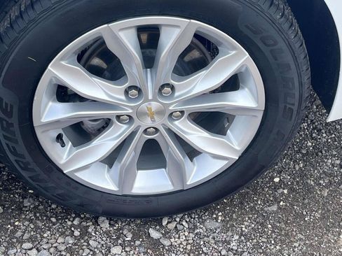 Used 2024 Chevrolet Malibu LT FWD image 13