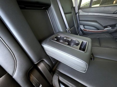 Used 2019 GMC Yukon SLT w/ Open Road Package AWD/4WD image 61