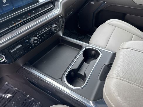 Used 2024 Chevrolet Silverado 3500 LTZ w/ LTZ Premium Package image 19