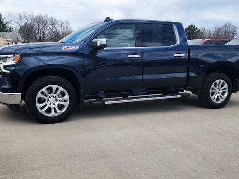 Used 2022 Chevrolet Silverado 1500 LTZ w/ LTZ Premium Package image 9
