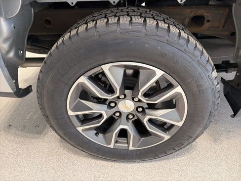 Certified 2022 Chevrolet Silverado 1500 LT image 8