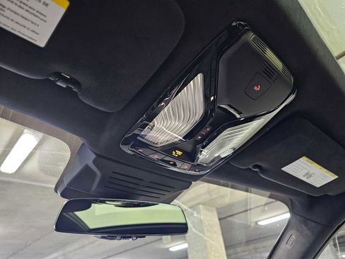 Used 2023 BMW X7 xDrive40i w/ M Sport Package image 21