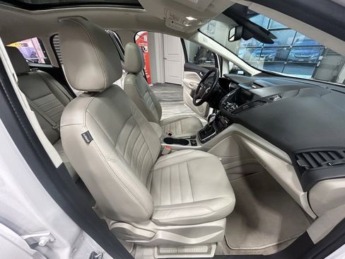 Used 2016 Ford C-MAX SEL w/ Equipment Group 302A image 39