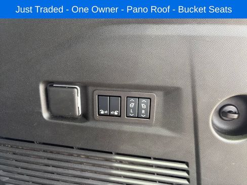 Used 2024 Chevrolet Tahoe Premier w/ Premium Package 2 AWD/4WD image 17