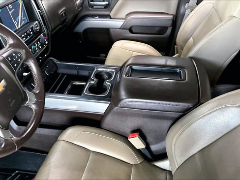 Used 2015 Chevrolet Silverado 1500 LTZ AWD/4WD image 17