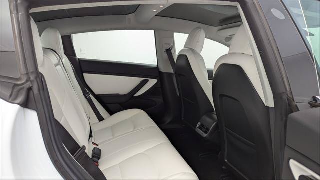Used 2018 Tesla Model 3 Long Range AWD/4WD image 17