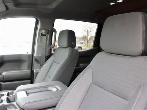 Used 2024 Chevrolet Silverado 1500 Custom Trail Boss w/ LPO, Dark Essentials Package AWD/4WD image 13