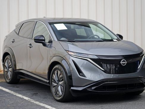 Used 2025 Nissan Ariya FWD image 50